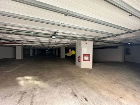 Parqueamento Bairro Novo!