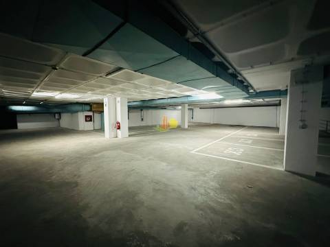 Parqueamento Bairro Novo!