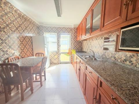 T4 com Garagem centro cidade