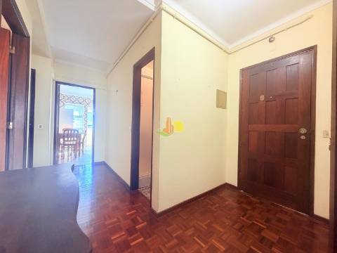 T4 com Garagem centro cidade