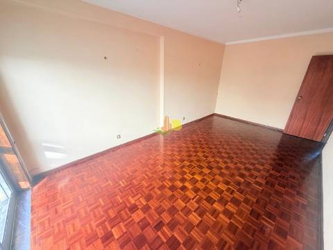 T4 com Garagem centro cidade