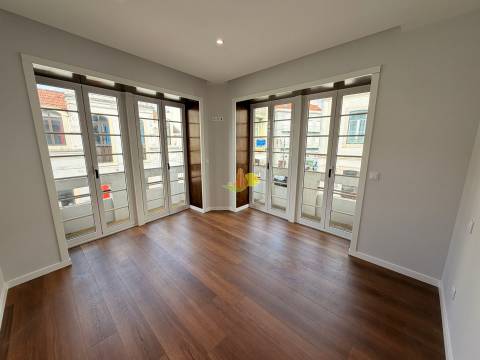 T3 Renovado no Bairro Novo