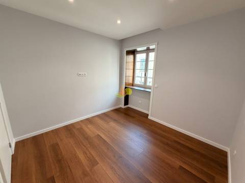 T3 Renovado no Bairro Novo