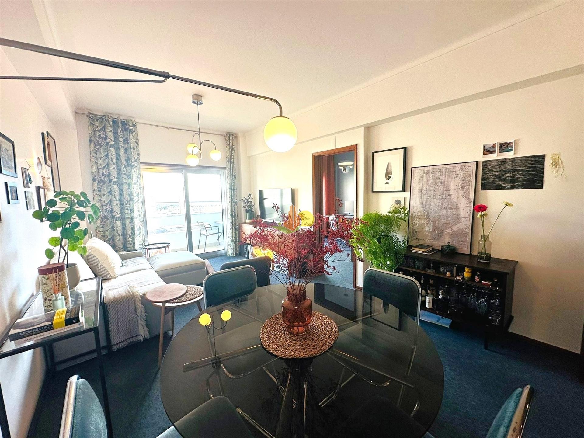 T2 Avenida! Vistas de Mar!