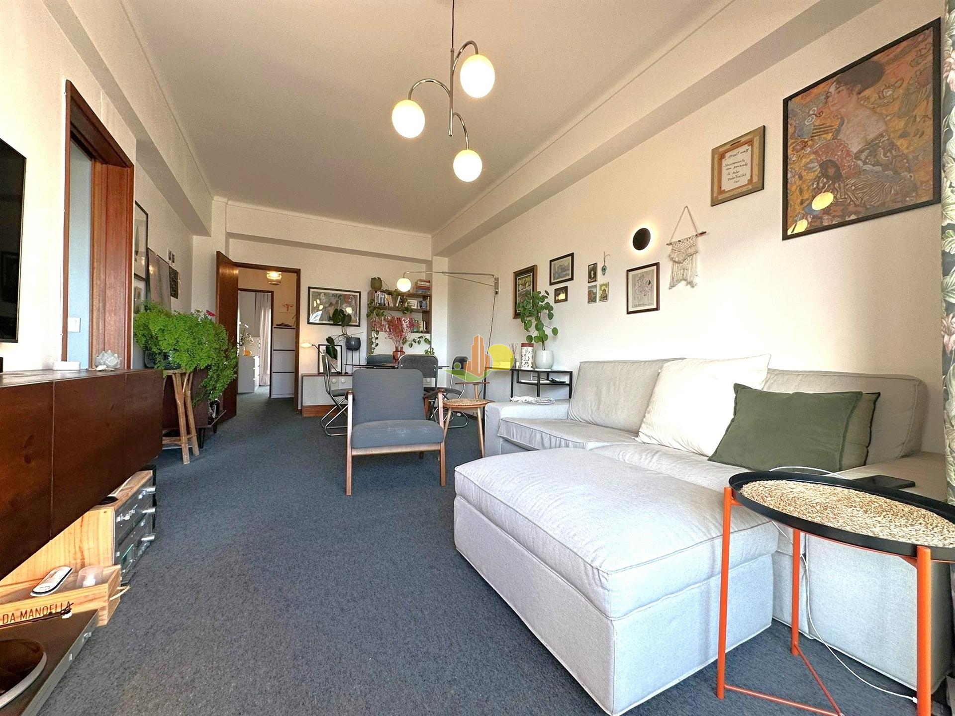 T2 Avenida! Vistas de Mar!