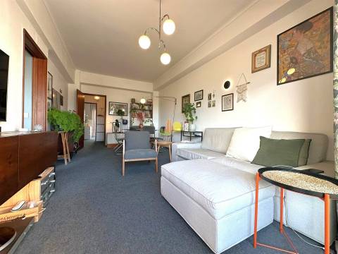 T2 Avenida! Vistas de Mar!