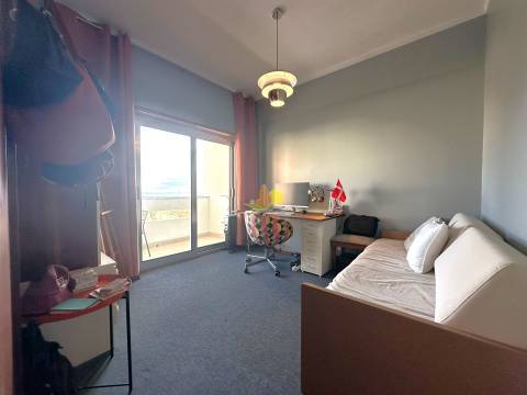 T2 Avenida! Vistas de Mar!