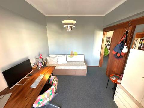 T2 Avenida! Vistas de Mar!