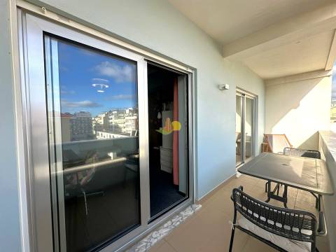 T2 Avenida! Vistas de Mar!