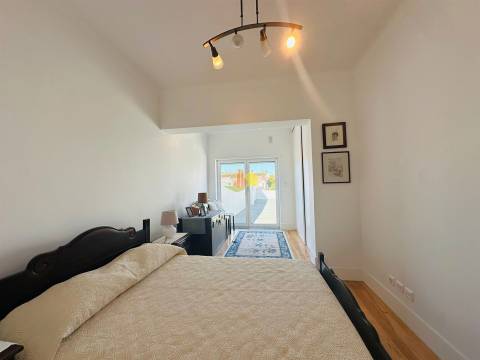 Moradia T4 - 5 minutos da Praia!