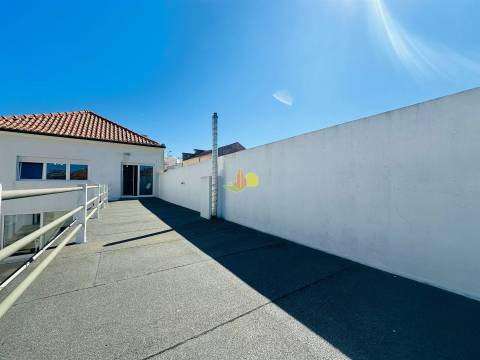 Moradia T4 - 5 minutos da Praia!