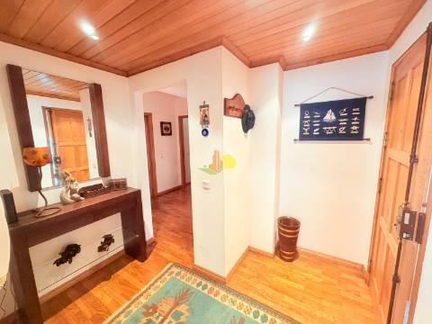 T3 com Terraço e Garagem  - ARRENDAMENTO