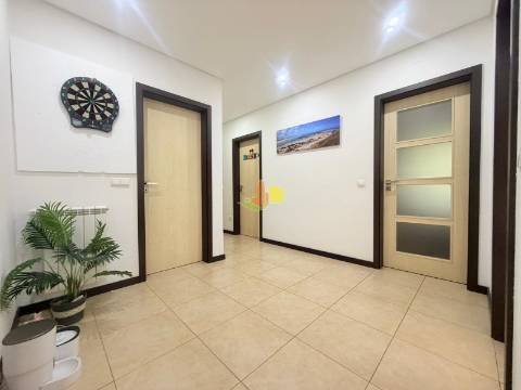 T3 com garagem e terraço