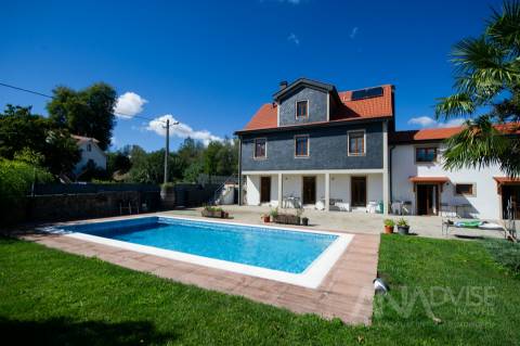 Moradia Isolada T4+3 Venda em Viseu,Viseu