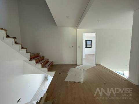 Moradia em Banda T3+2 Venda em Viseu,Viseu