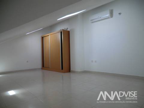 Prédio T6 Venda em Viseu,Viseu