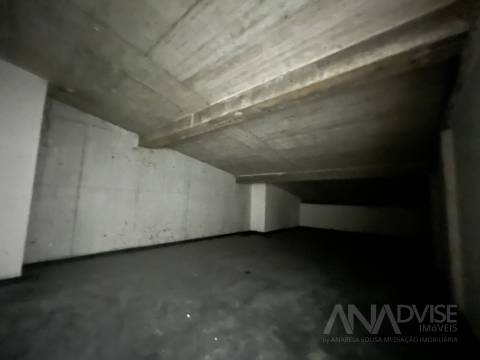 Loja  Venda em Repeses e São Salvador,Viseu