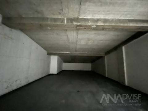 Loja  Venda em Repeses e São Salvador,Viseu