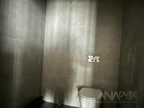 Loja  Venda em Repeses e São Salvador,Viseu