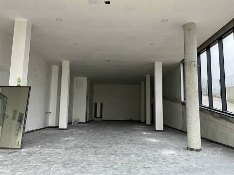 Loja  Venda em Repeses e São Salvador,Viseu