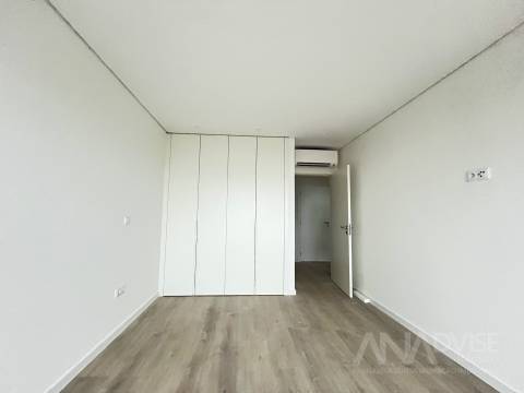 Apartamento T2+2 DUPLEX Venda em Repeses e São Salvador,Viseu