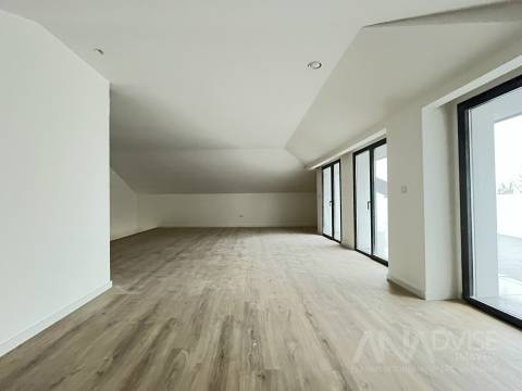 Apartamento T2+2 DUPLEX Venda em Repeses e São Salvador,Viseu