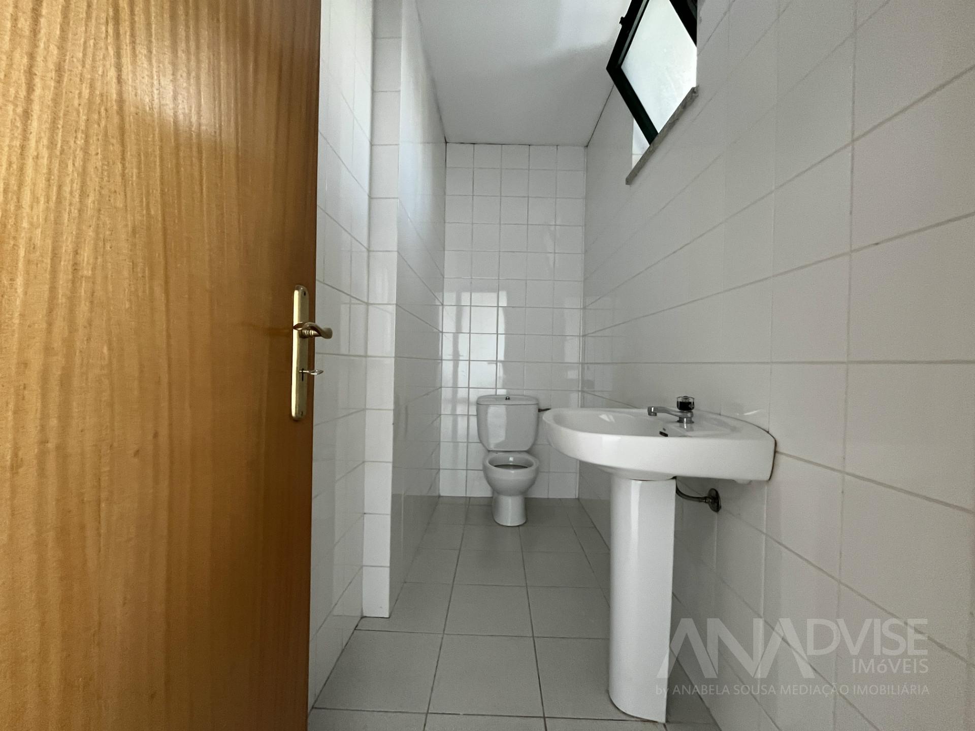 Loja  Arrendamento em Repeses e São Salvador,Viseu