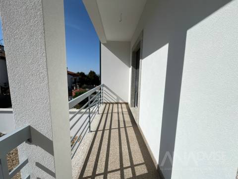 Moradia em Banda T3 Venda em Abraveses,Viseu
