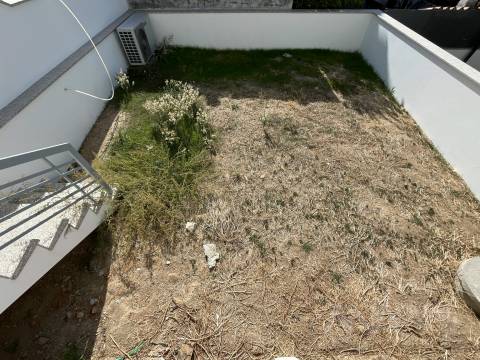 Moradia em Banda T3 Venda em Abraveses,Viseu