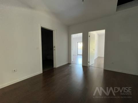 Moradia em Banda T3 Venda em Abraveses,Viseu