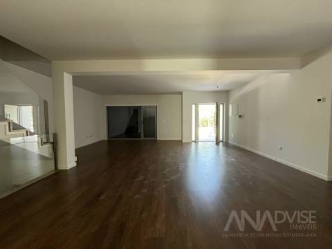 Moradia em Banda T3 Venda em Abraveses,Viseu