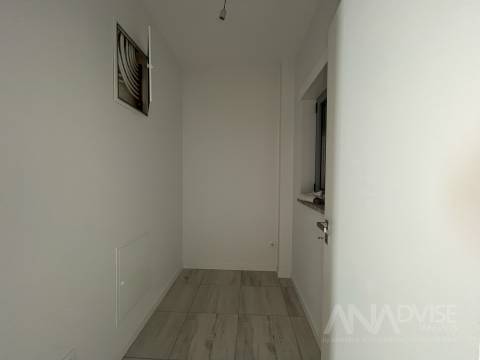 Moradia em Banda T3 Venda em Abraveses,Viseu