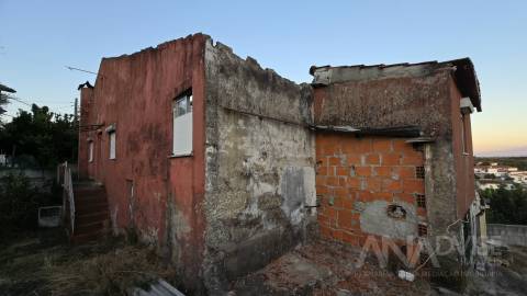 Moradia para Restaurar  Venda em Ranhados,Viseu