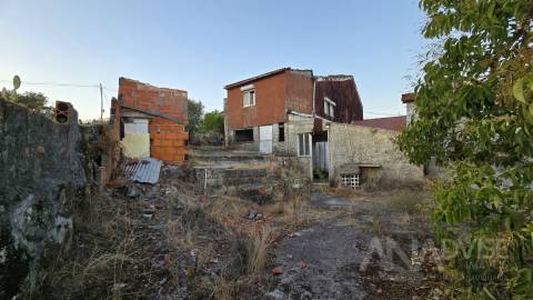 Moradia para Restaurar  Venda em Ranhados,Viseu