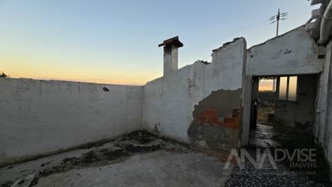 Moradia para Restaurar  Venda em Ranhados,Viseu