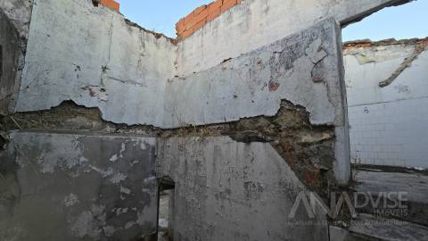 Moradia para Restaurar  Venda em Ranhados,Viseu