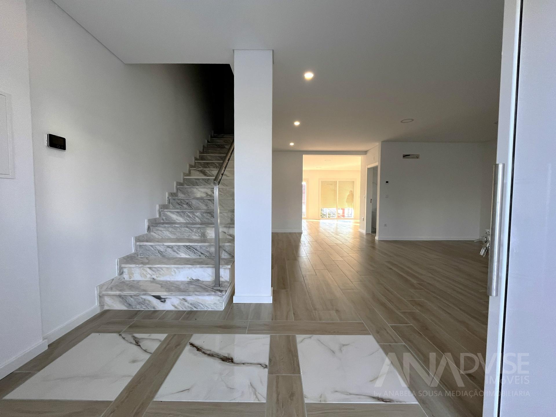 Moradia em Banda T4 Venda em Viseu,Viseu