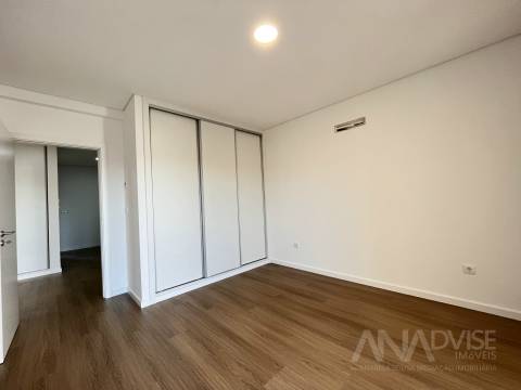 Moradia em Banda T4 Venda em Viseu,Viseu