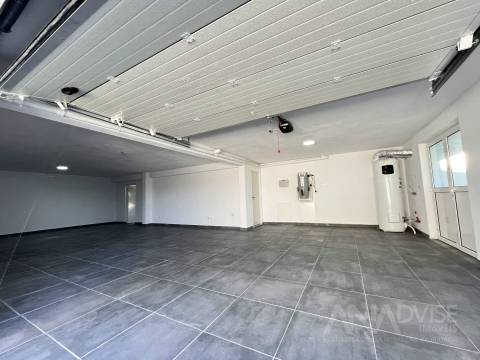 Moradia em Banda T4 Venda em Viseu,Viseu