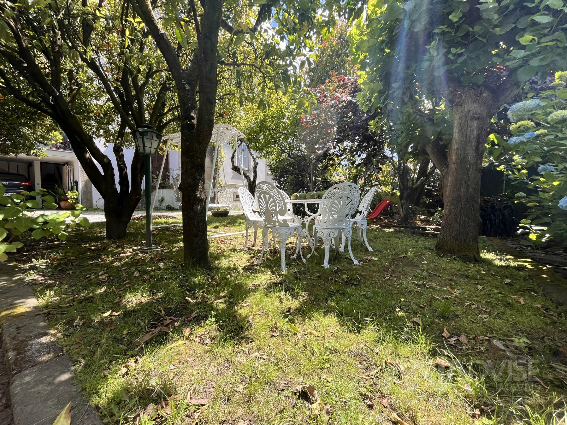 Moradia Geminada T5 Venda em Viseu,Viseu