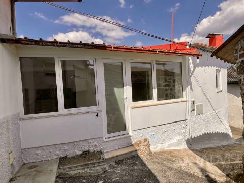 Moradia T2 Venda em Boa Aldeia, Farminhão e Torredeita,Viseu
