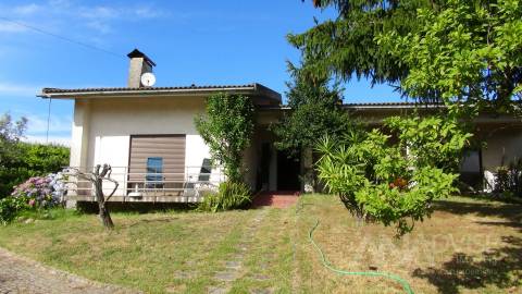 Moradia Isolada T3 Venda em Viseu,Viseu