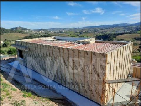 Moradia Geminada T3 Venda em São João de Lourosa,Viseu
