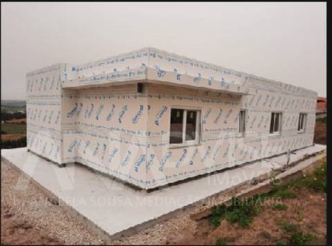 Moradia Geminada T3 Venda em São João de Lourosa,Viseu