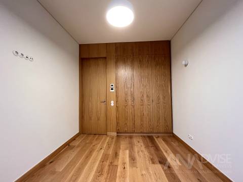 Apartamento T3 Venda em Viseu,Viseu