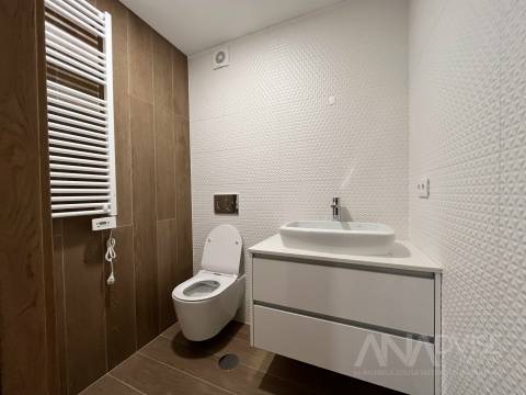 Apartamento T2 Venda em Repeses e São Salvador,Viseu