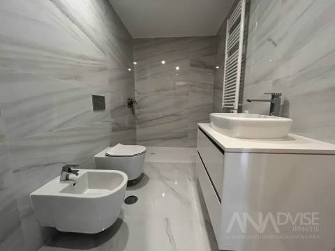 Apartamento T2 Venda em Repeses e São Salvador,Viseu