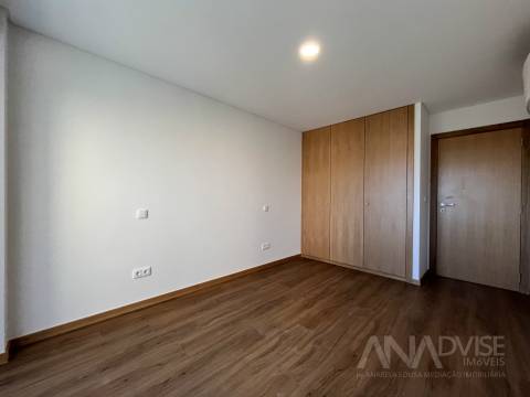 Apartamento T2 Venda em Repeses e São Salvador,Viseu