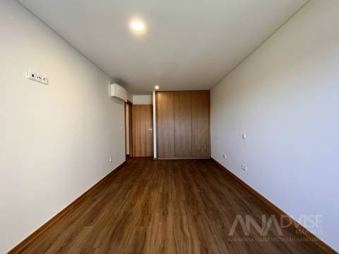 Apartamento T2 Venda em Repeses e São Salvador,Viseu