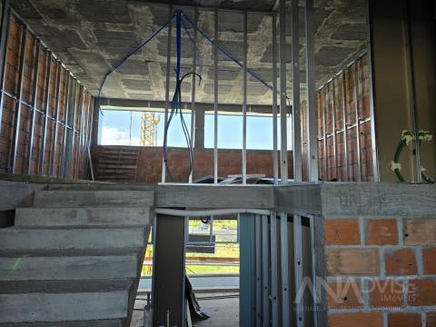 Moradia em Banda T4 Venda em Repeses e São Salvador,Viseu